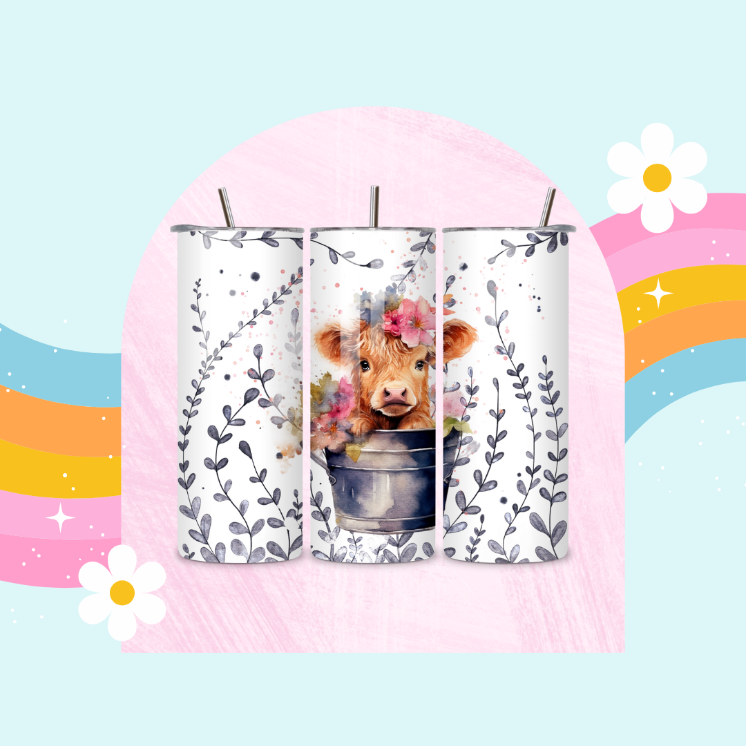 Highland cow drinks tumbler