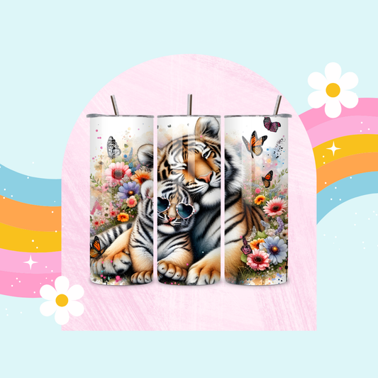 Tiger family drinks tumbler