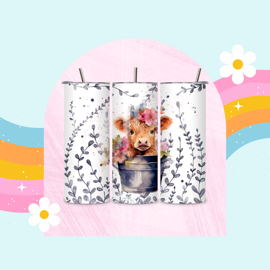 Highland cow drinks tumbler