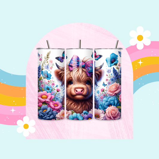 Highland cow drinks tumbler